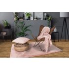 Heaven 800 pink takaró szett tartalma 1 db 150x200 cm takaró, 1 db 48x48 cm díszpárna  