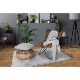   Heaven 800 ezüst takaró szett tartalma 150x200 cm takaró, 48x48 cm díszpárna 