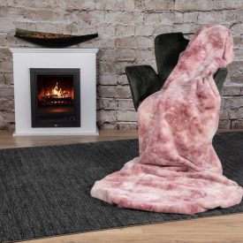   Rumba 500 pink ágytakaró szett tartalma 1 db 230x250 ágytakaró, 2 db 45x45 cm díszpárna 