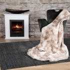 Rumba 500 taupe takaró szett tartalma 1 db 150x200 cm takaró 1 db 45x45 cm díszpárna 