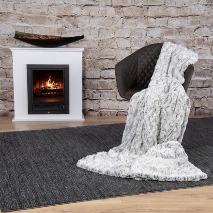 Smooth 500 fekete ágytakaró szett tartalma 1 db 230x250 cm takaró, 2 db 45x45 cm díszpárna 